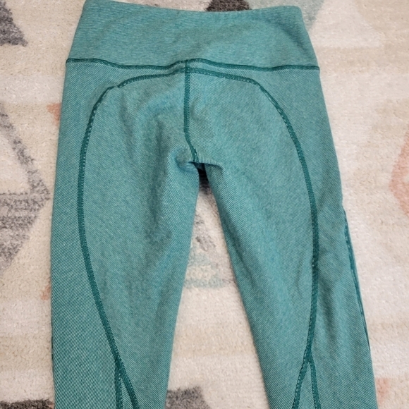 Lululemon Wunder Under Leggings Green  Heathered Menthol Wee Stripe Size 6 - Picture 5 of 8